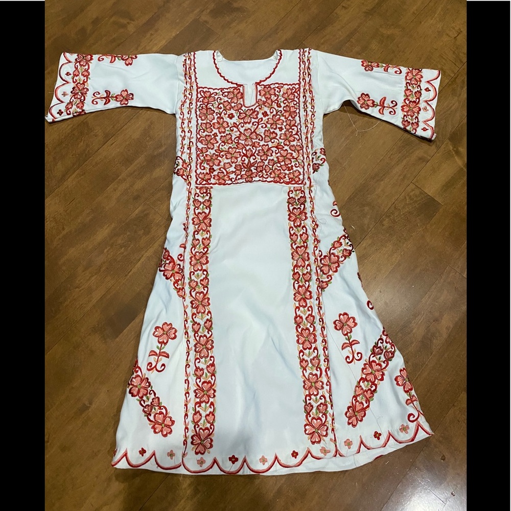 Palestinian handmade girls dress (thob)